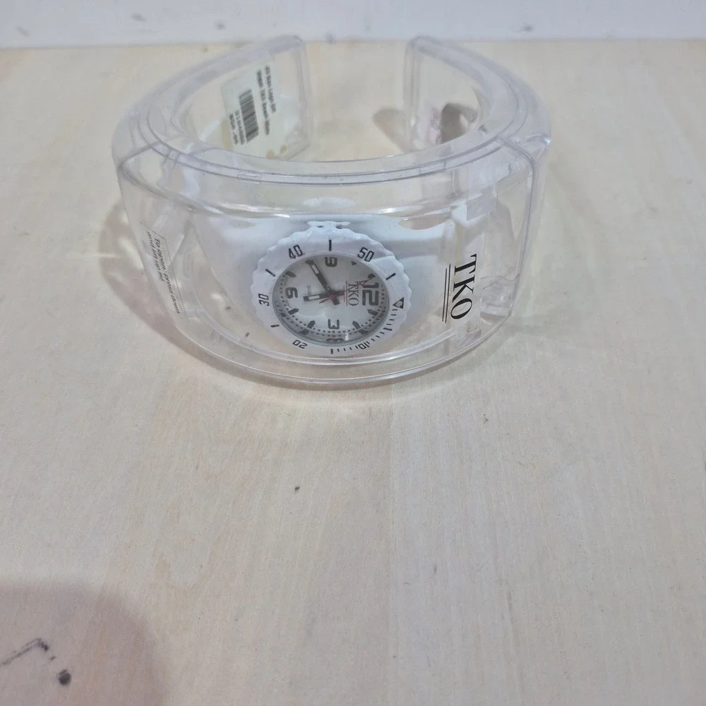 TKO Orlogi Beach White Silicone Rubber Sport Watch TK595WT New in Box